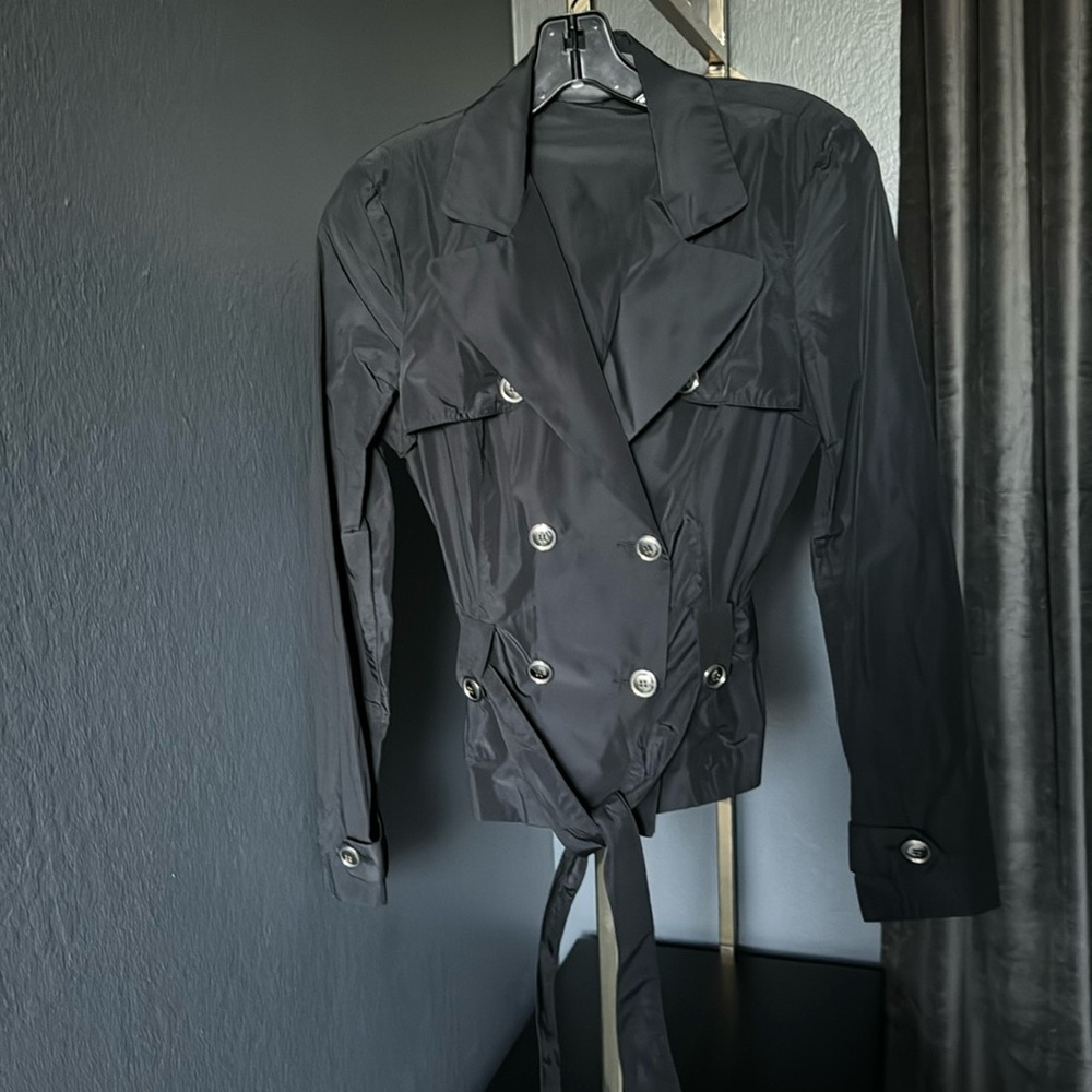 Italian silky black women’s cropped trench coat jacket Size US 6